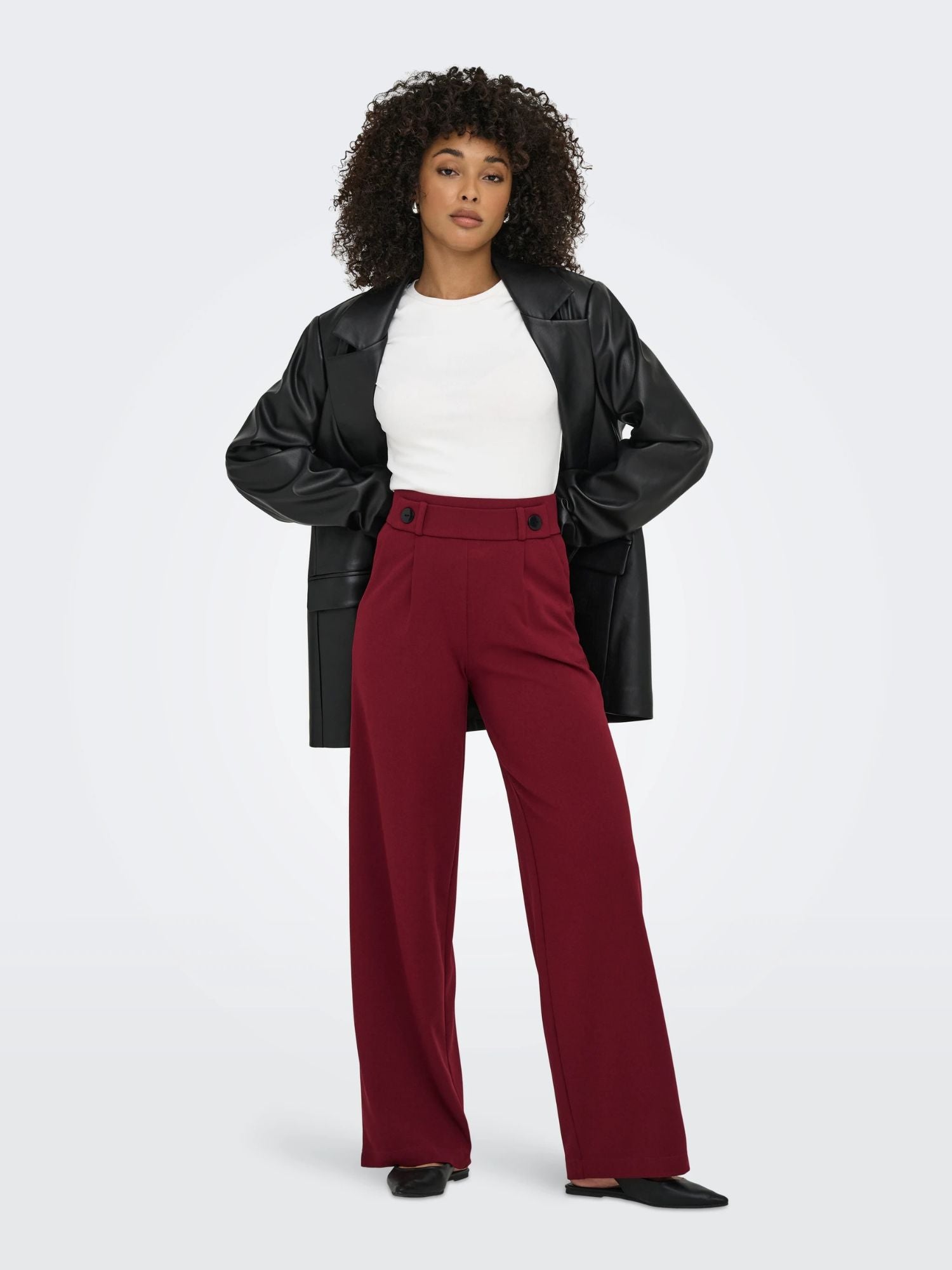 Jacqueline De Yong Pantaloni A Gamba Larga Donna Geggo Wide Leg Fit Cabernet 15208430 Cabernet BLACK BUTTONS JACQUELINE DE YONG