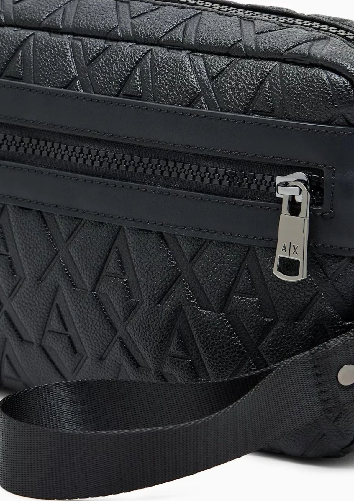 Borsa con motivo a rilievo e chiusura con zip Nera XM001272 AF12133 UC001 ARMANI EXCHANGE