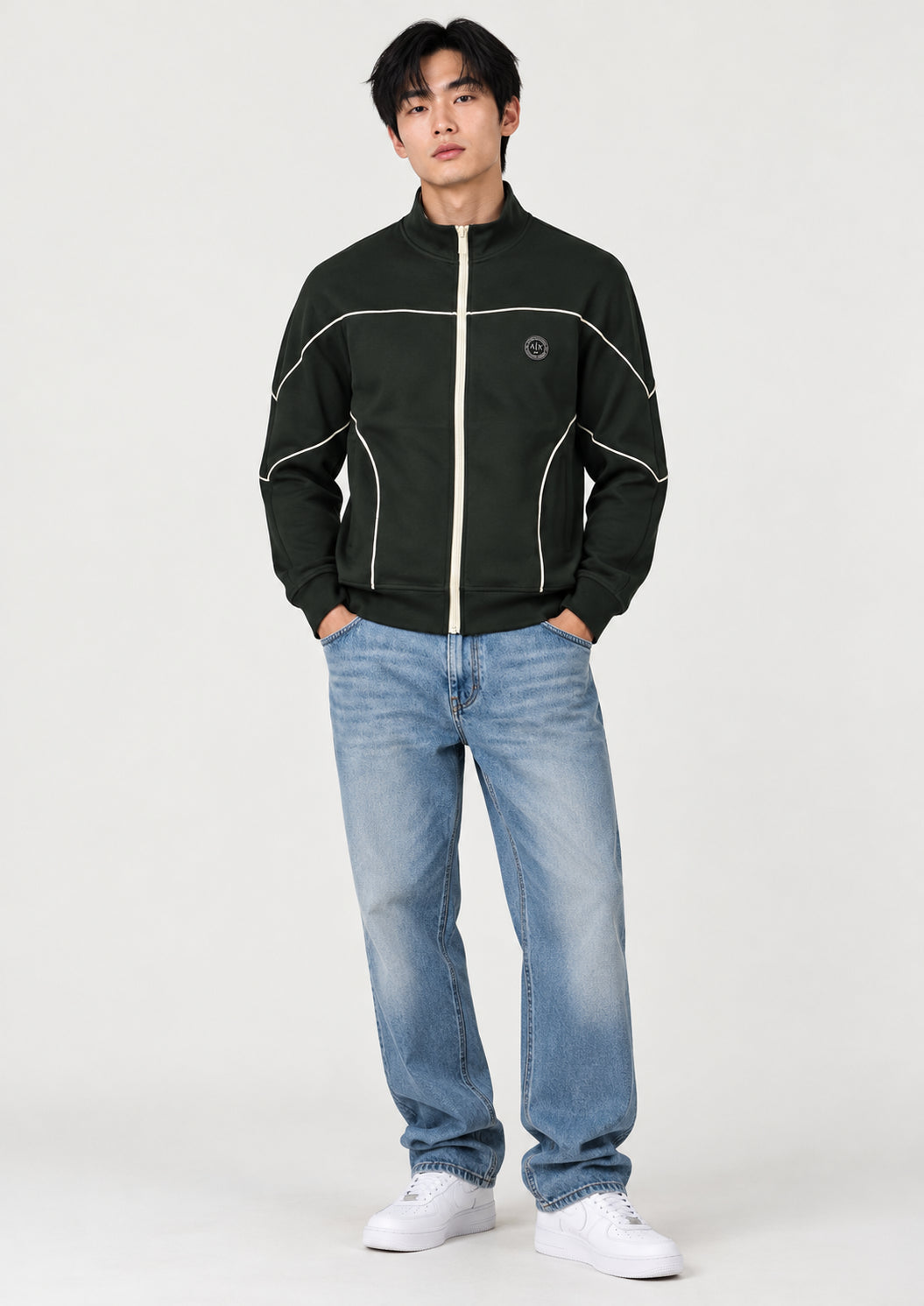 XM002944 AF10818 U8123 ARMANI EXCHANGE