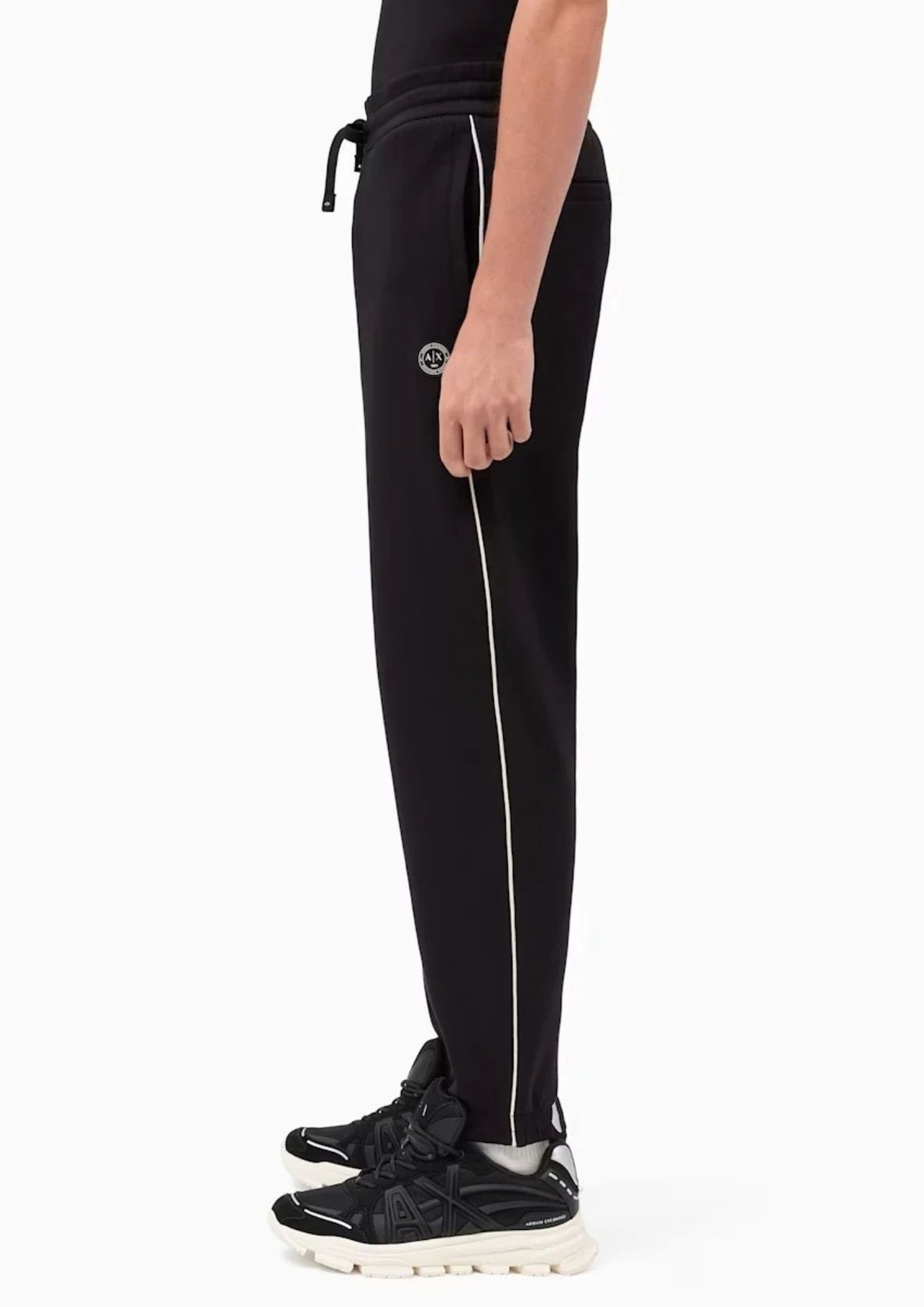 Pantaloni vestibilità regular in jersey di cotone stretch Neri XM002945 AF10818 UC001 ARMANI EXCHANGE