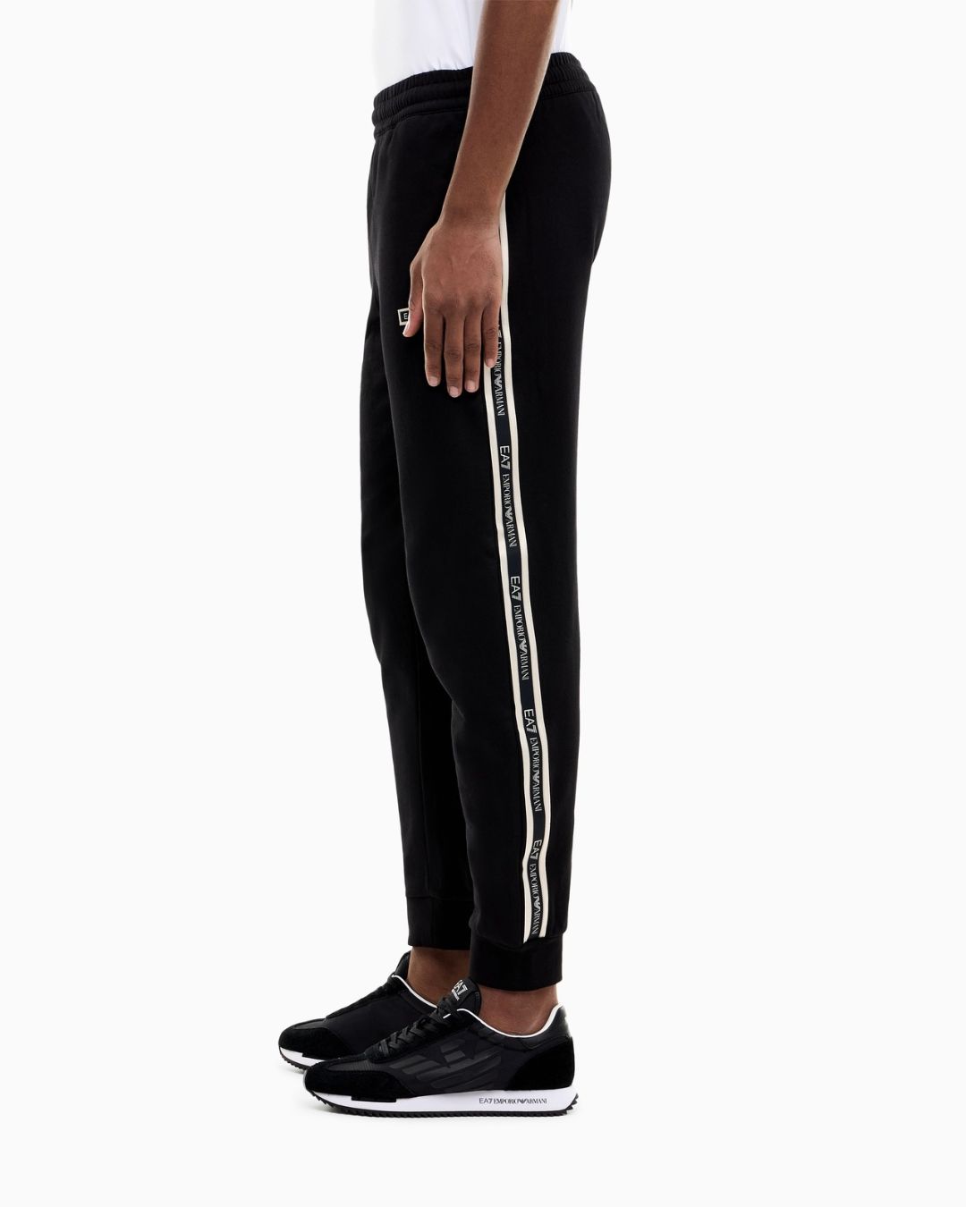 Pantaloni Logo Series slim con bande laterali Nero 7M002198 AF10377 UC001 EA7 EMPORIO ARMANI