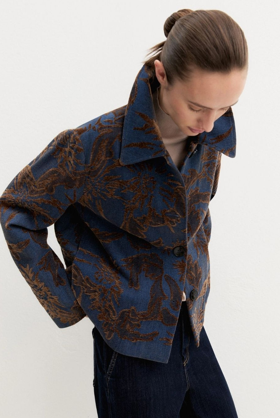 Giacca in denim jacquard delavé Emmghiera Blue Jeans 2625046141200 001 EMME MARELLA