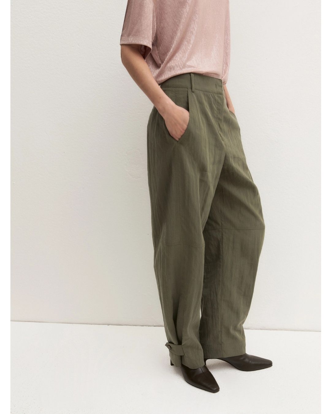 Pantalone fluido in tessuto crinckle Kaki 2625136014200 002 EMME MARELLA