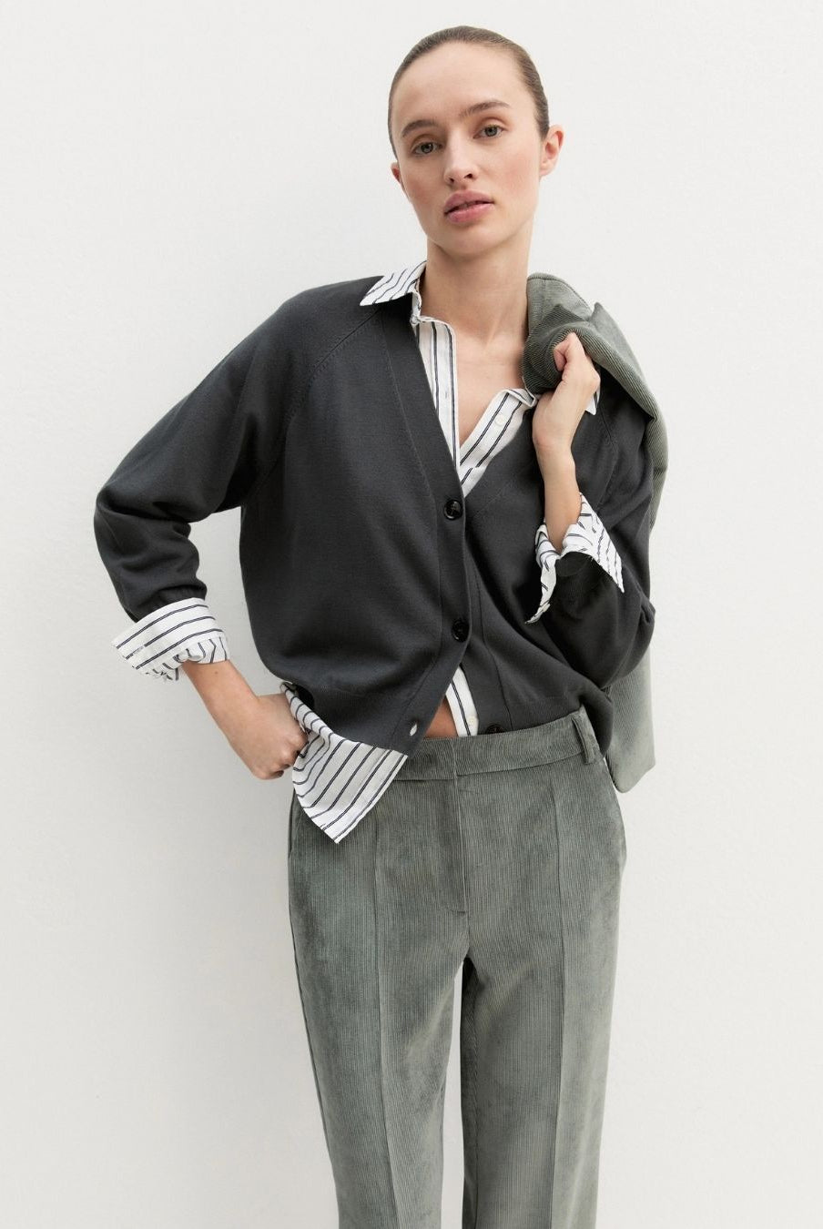 Pantalone in velluto a coste stretch Sottobosco 2625136101200 004 EMME MARELLA