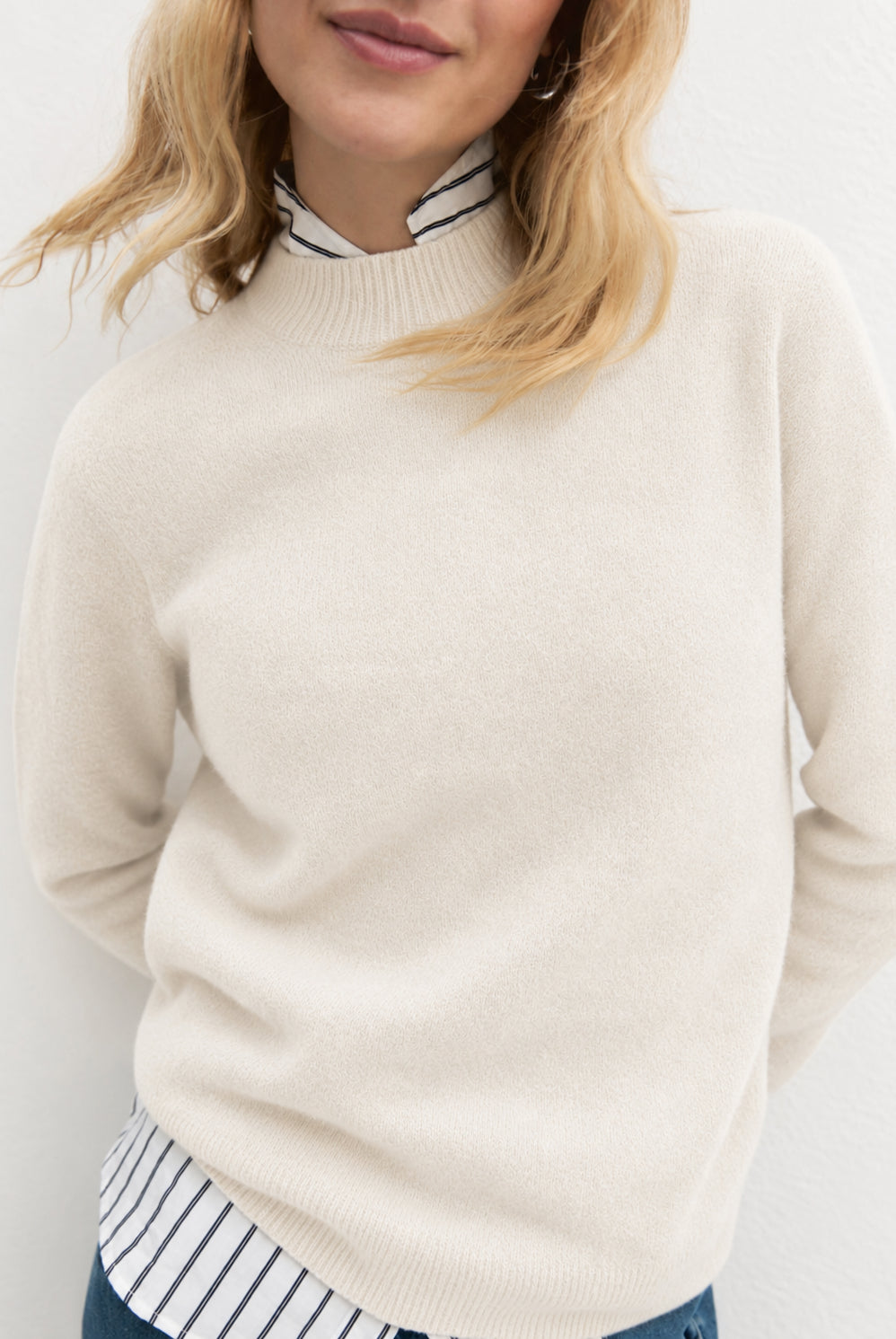 Maglia in misto cashmere Emmnetto Avorio 2625366371200 001 EMME MARELLA