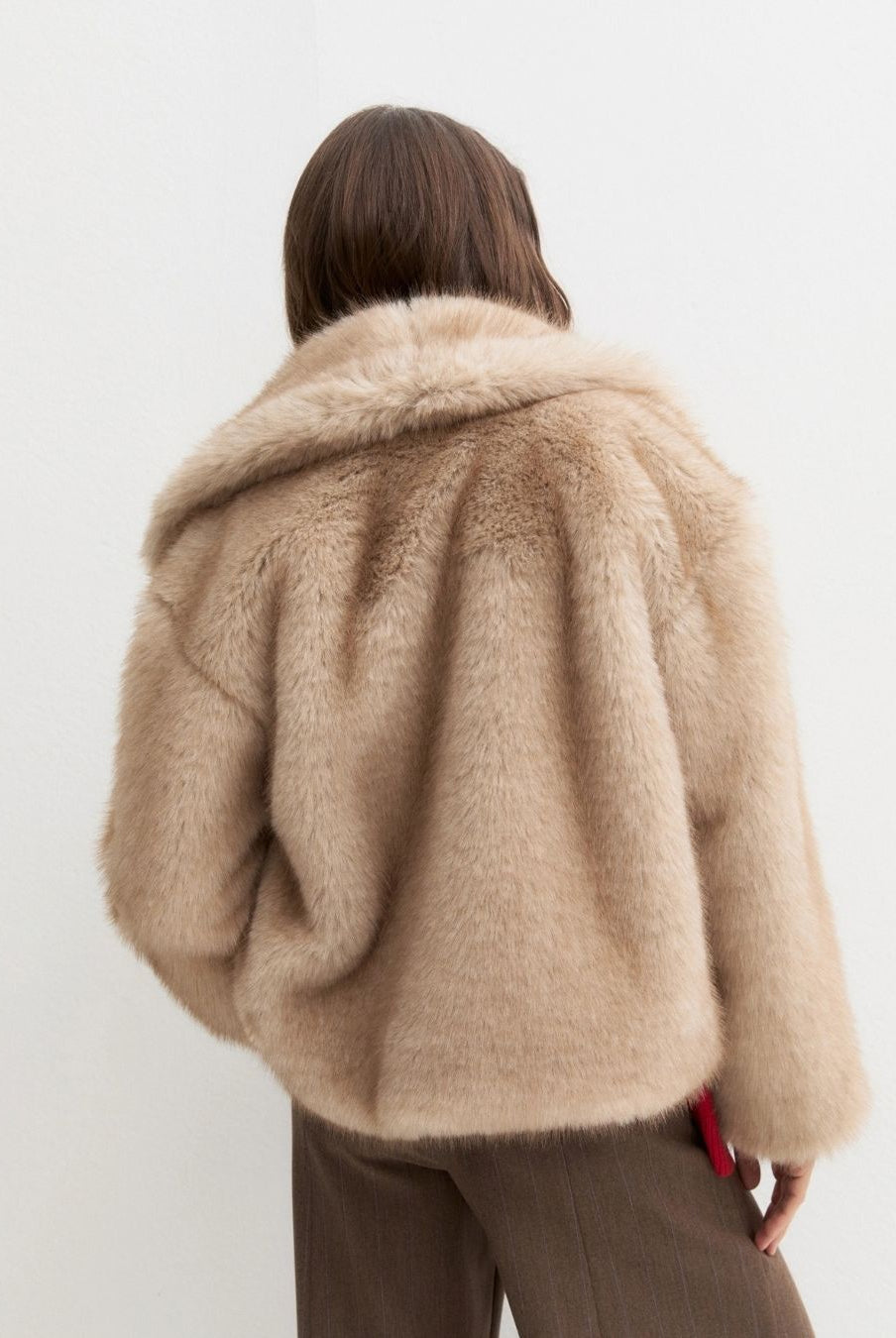 Cappotto corto in jersey furry Ecrù 2625456112200 001 EMME MARELLA