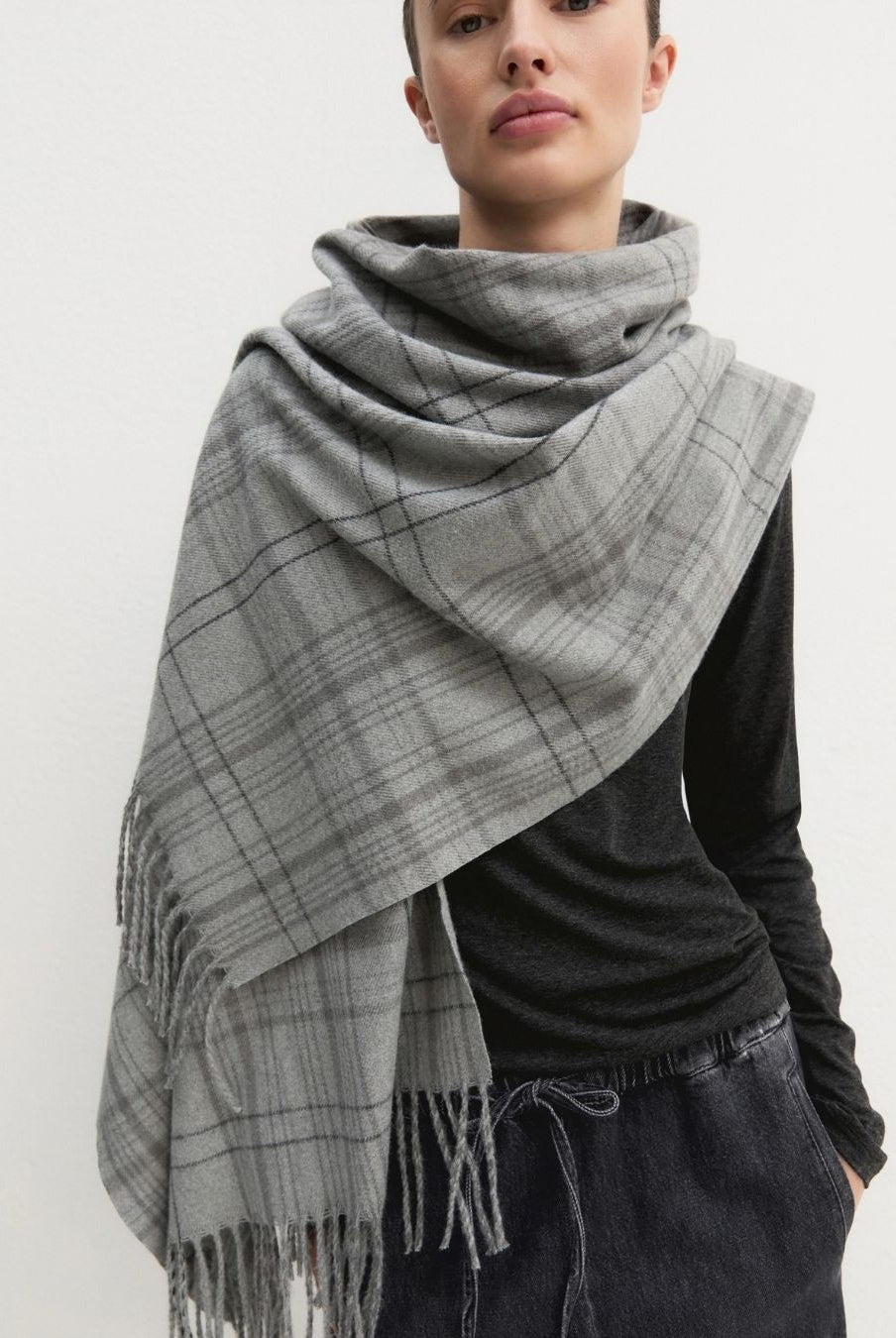 Sciarpa con frangia Silver 2625546011200 003 EMME MARELLA