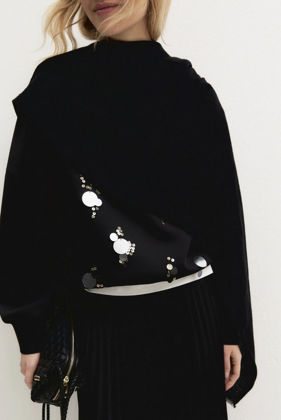 Stola con paillette Nero 2625546021200 003 EMME MARELLA