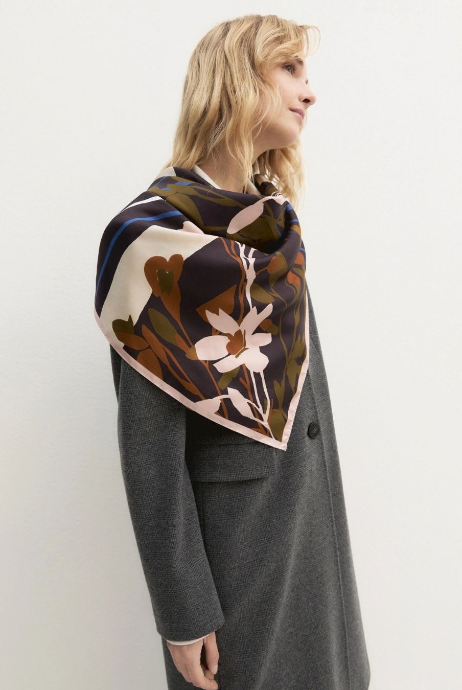 Foulard in seta Blu elettrico 2625546031200 003 EMME MARELLA