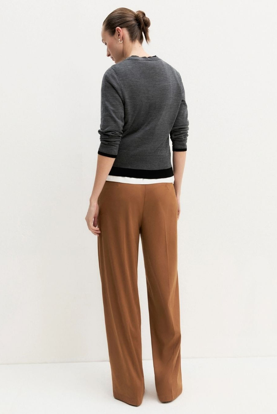 Pantalone dritto in jersey stretch Cognac 2625786071200 002 EMME MARELLA