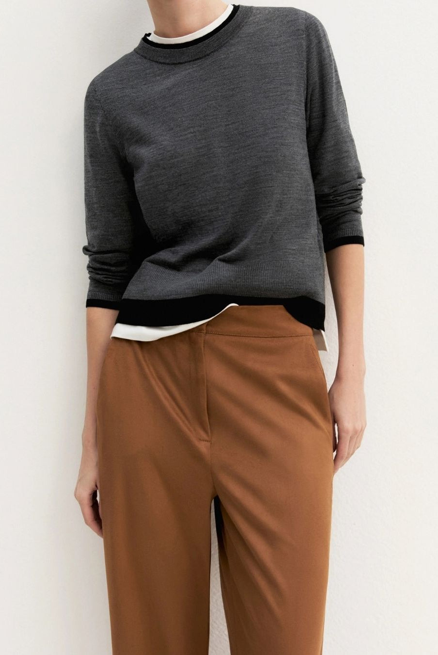 Pantalone dritto in jersey stretch Cognac 2625786071200 002 EMME MARELLA