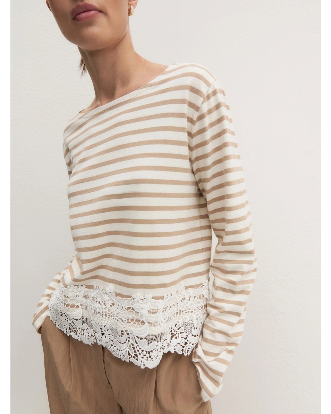 T-shirt con pizzo Naturale 2625976014200 001 EMME MARELLA