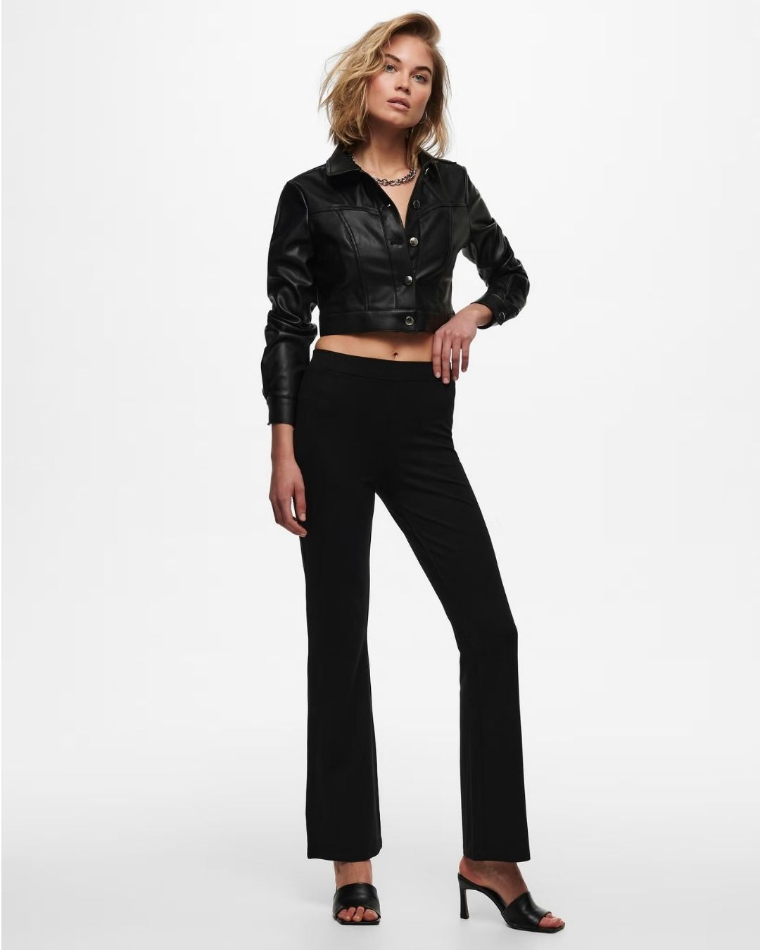 Pantaloni Flared Fit Donna Nero 15196908 Black JACQUELINE DE YONG