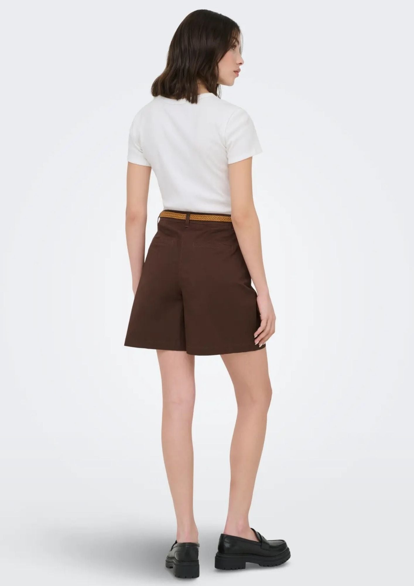 15369843 Chicory Coffee JACQUELINE DE YONG