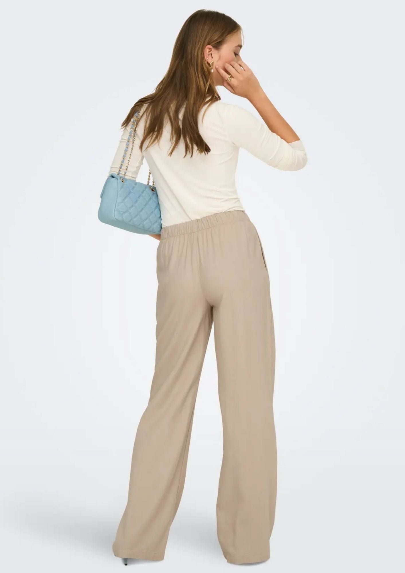 15363720 Oxford Tan ONLY