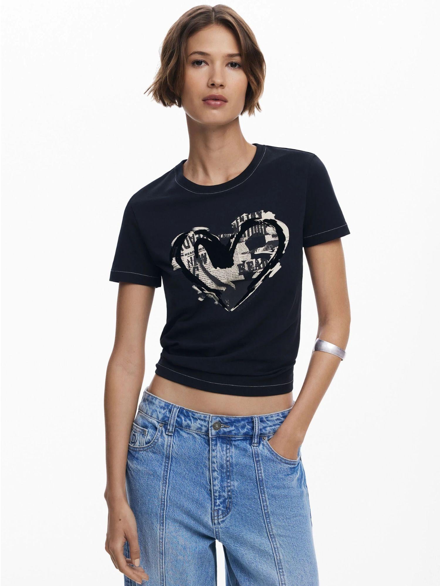 Desigual Maglietta cuore giornale Donna Nero 25WWTK04 2000 DESIGUAL