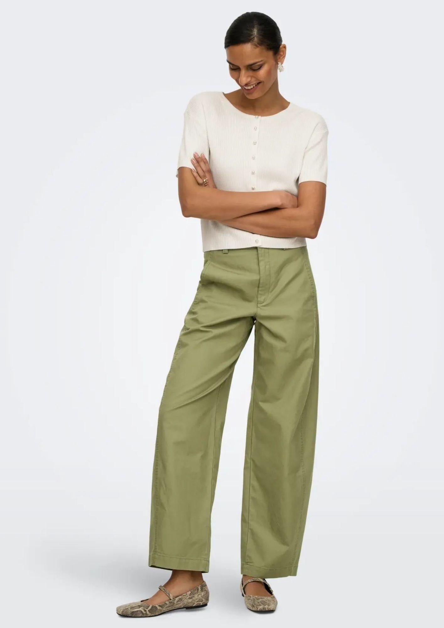 15367918 Dried Herb JACQUELINE DE YONG