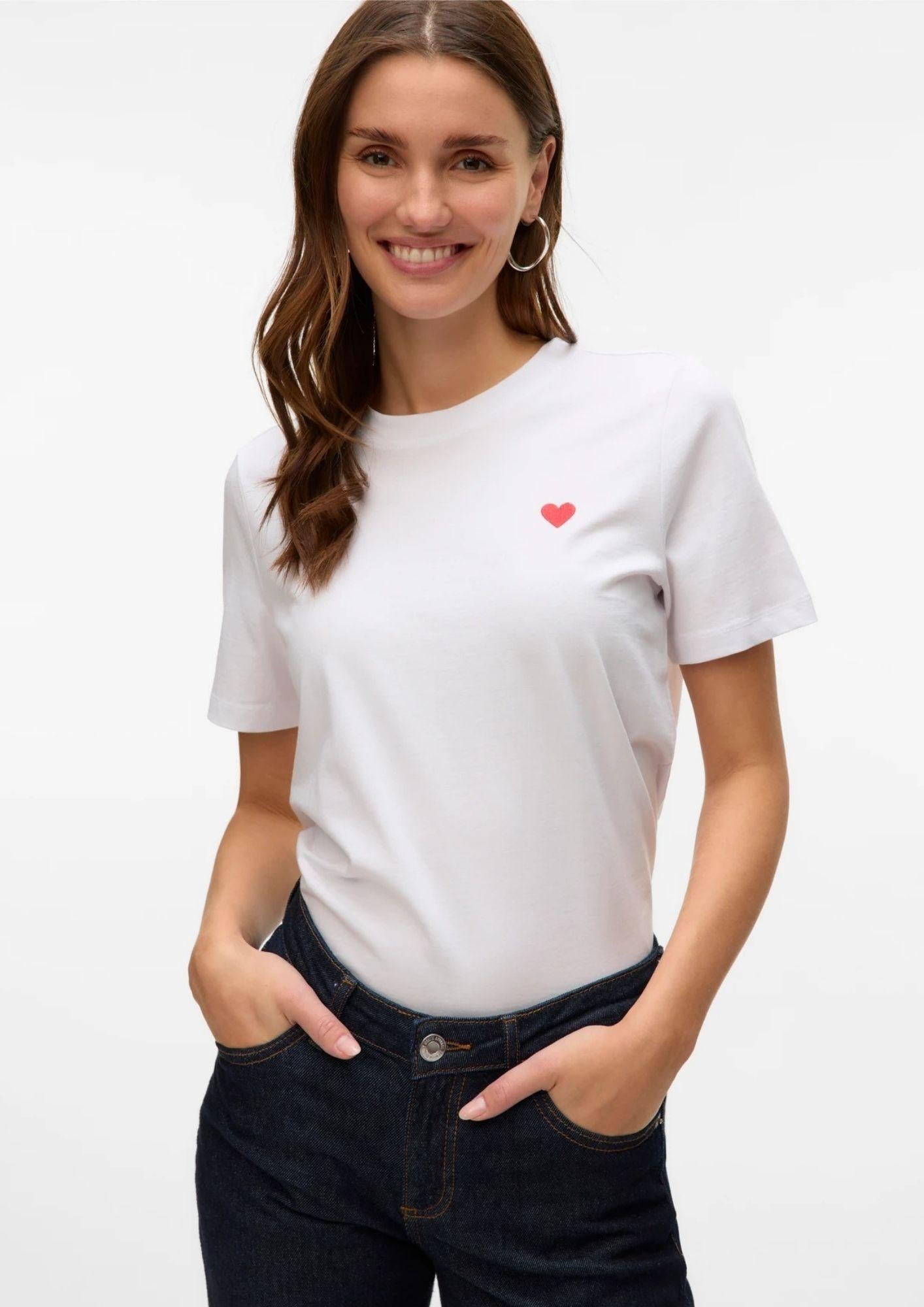 Vero Moda T-Shirt Donna Paulina Bianca Con Cuore Rosso 10316991 Bright White Red Heart VERO MODA