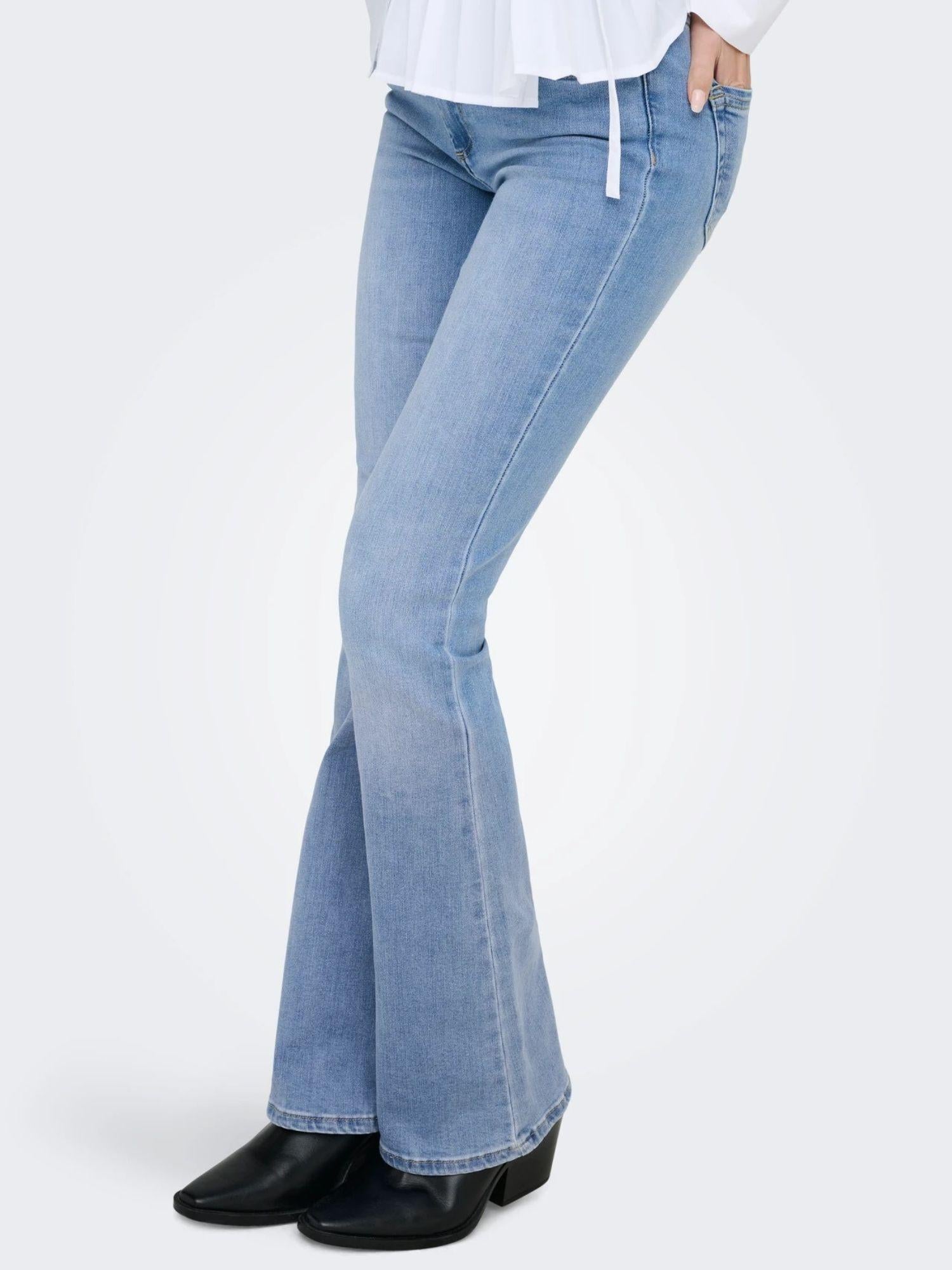 Only Jeans Donna Light Blue Flared Fit Onlblush 15245444 Light Blue Denim ONLY