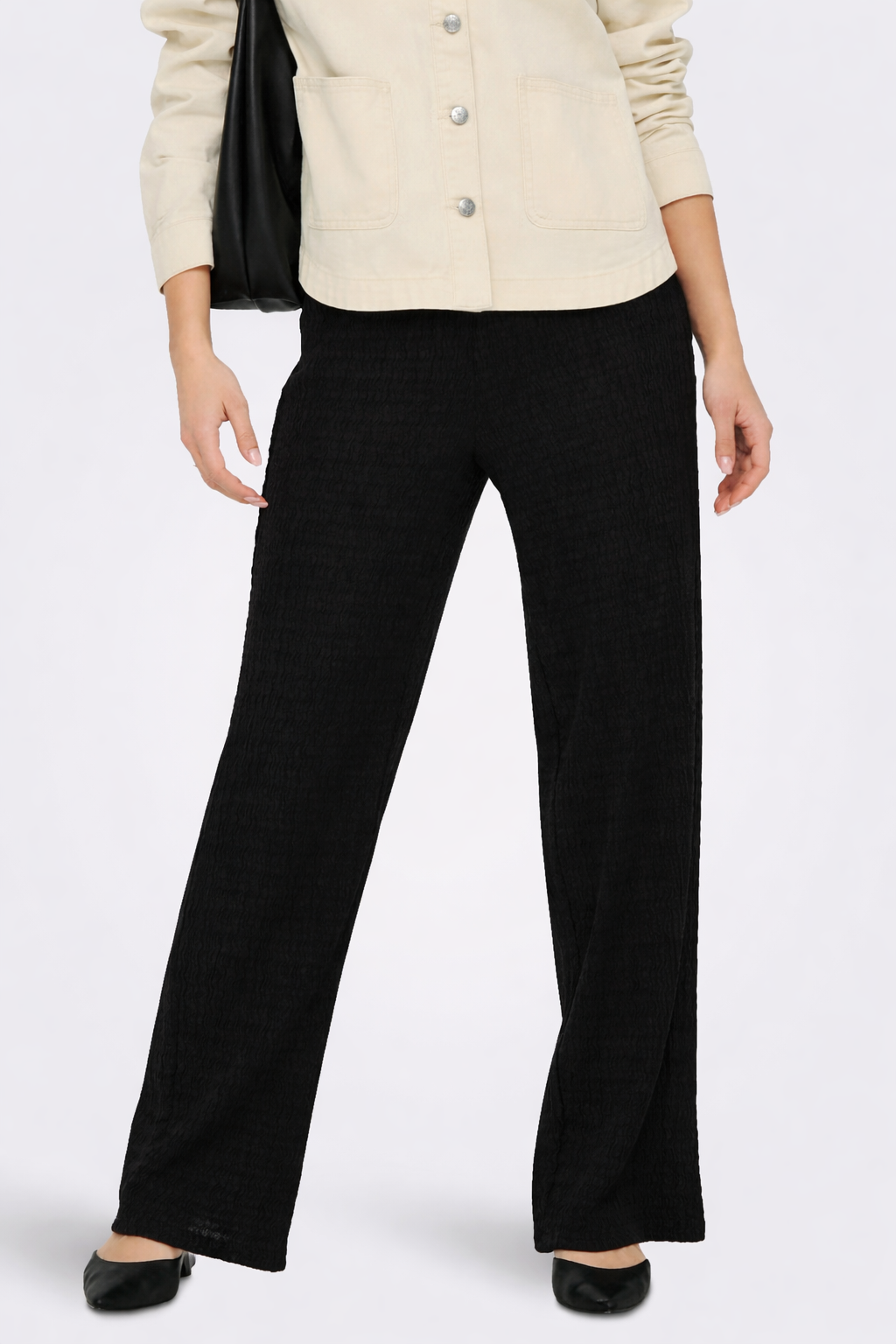 15374608 Black ONLY