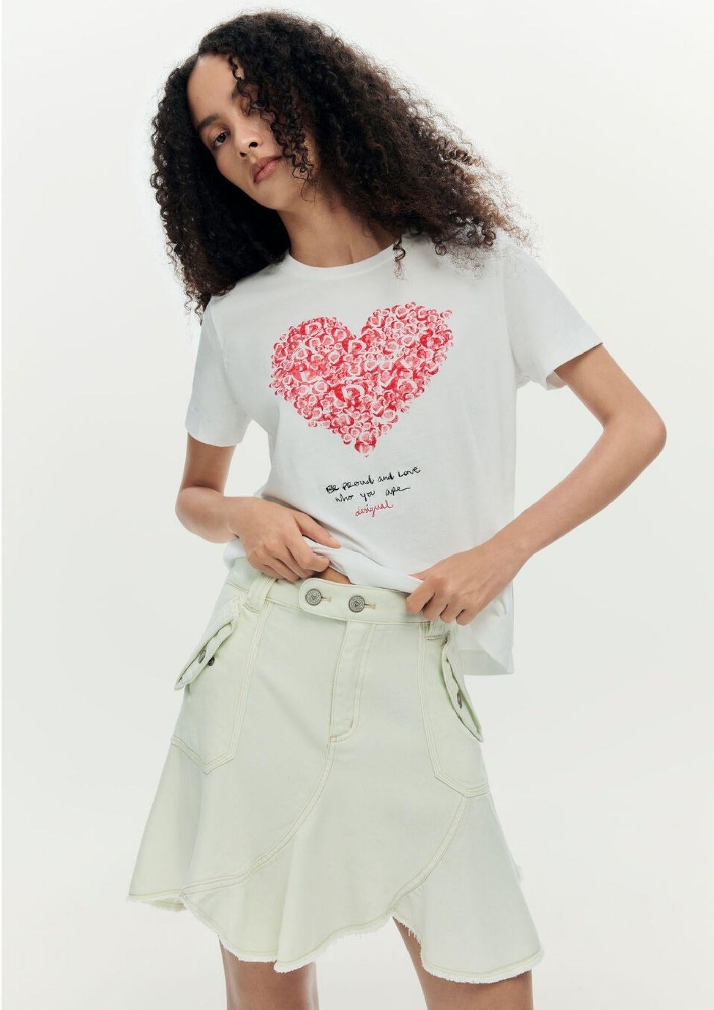 Desigual T-Shirt donna Cor Bianca 26SWTK06 1000 DESIGUAL