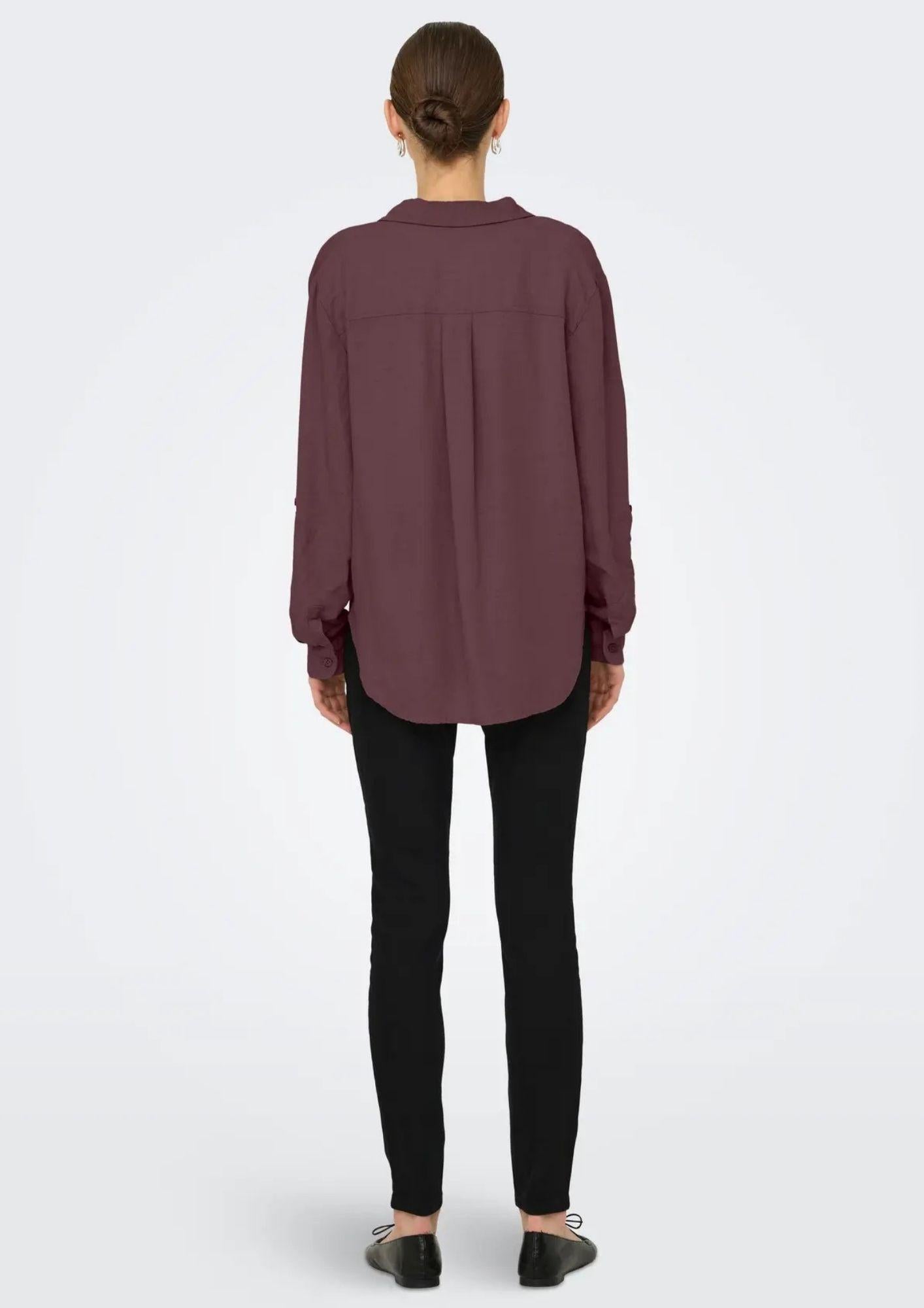 15346548 Huckleberry JACQUELINE DE YONG