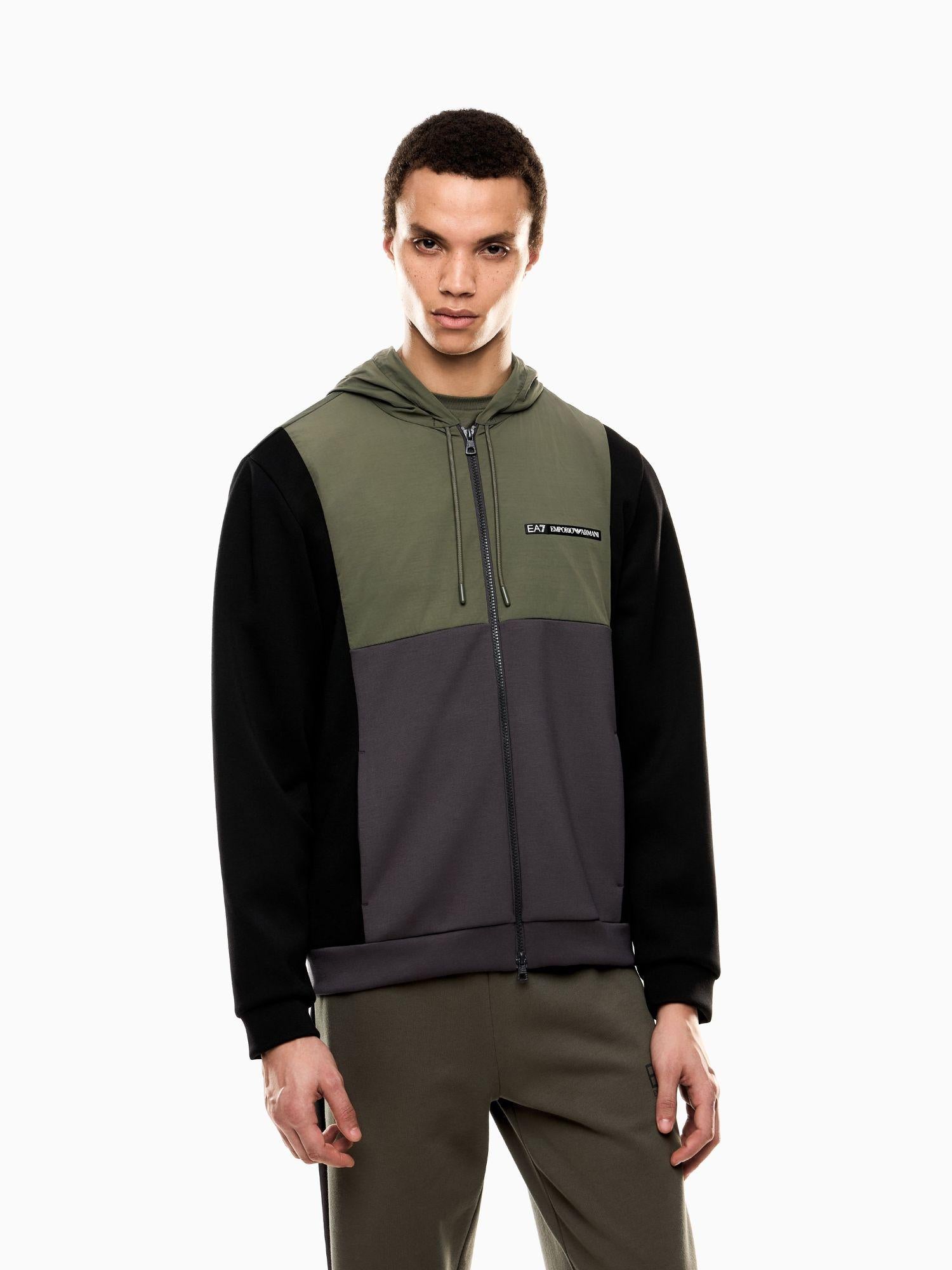 EA7 Emporio Armani Felpa con cappuccio Athletic Colour Block in nylon e misto viscosa Uomo Verde 7M000938 AF17003 U8100 EA7 EMPORIO ARMANI