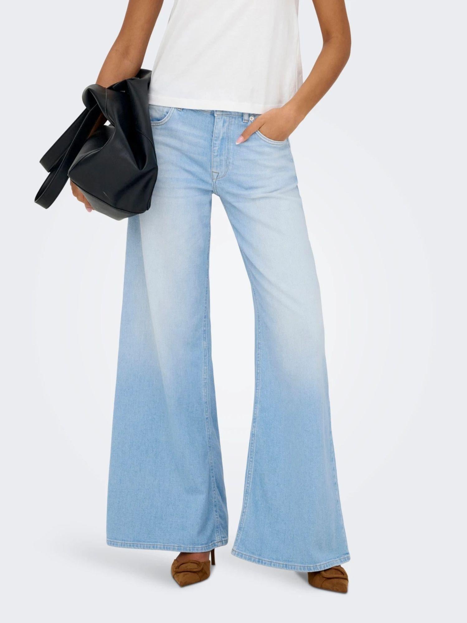 Only Jeans Donna Light Blue Flared Fit Onlcalifornia 15365471 Light Blue Denim ONLY