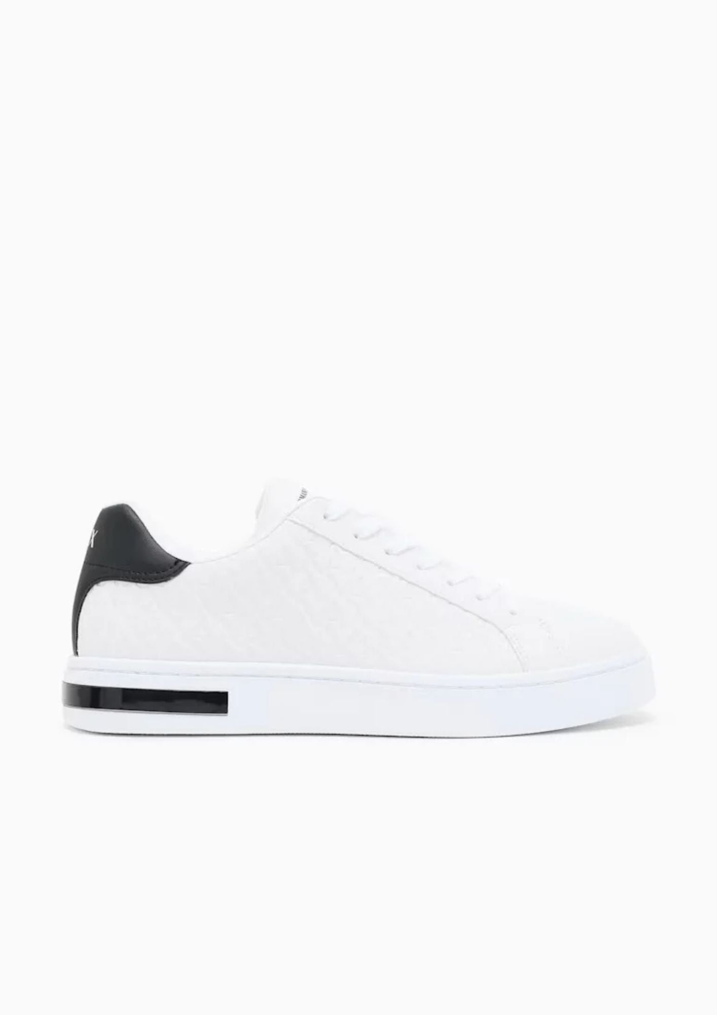 Sneakers London effetto saffiano con suola in gomma Bianca XM000140 AF11916 M0028 ARMANI EXCHANGE 