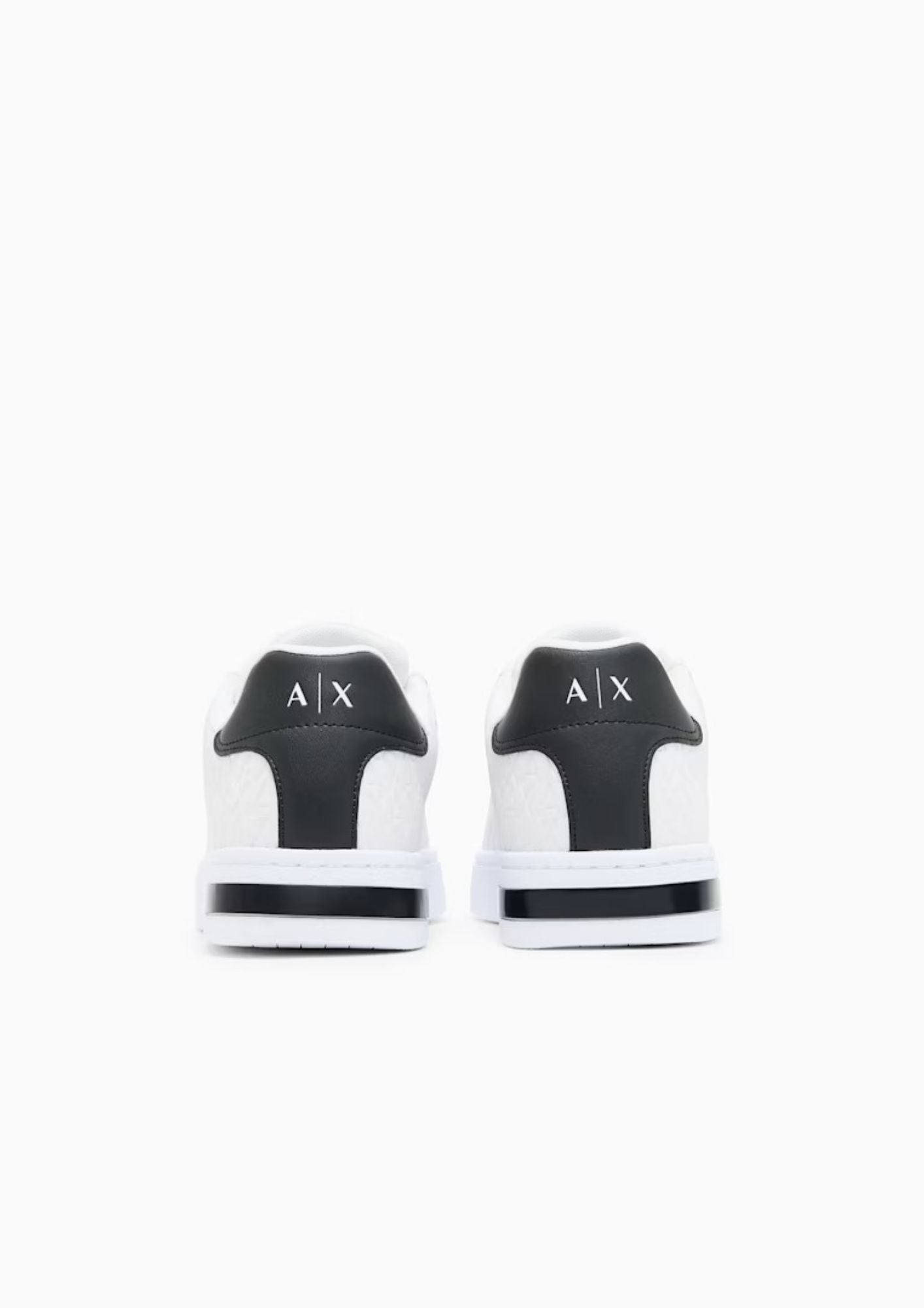 Sneakers London effetto saffiano con suola in gomma Bianca XM000140 AF11916 M0028 ARMANI EXCHANGE 