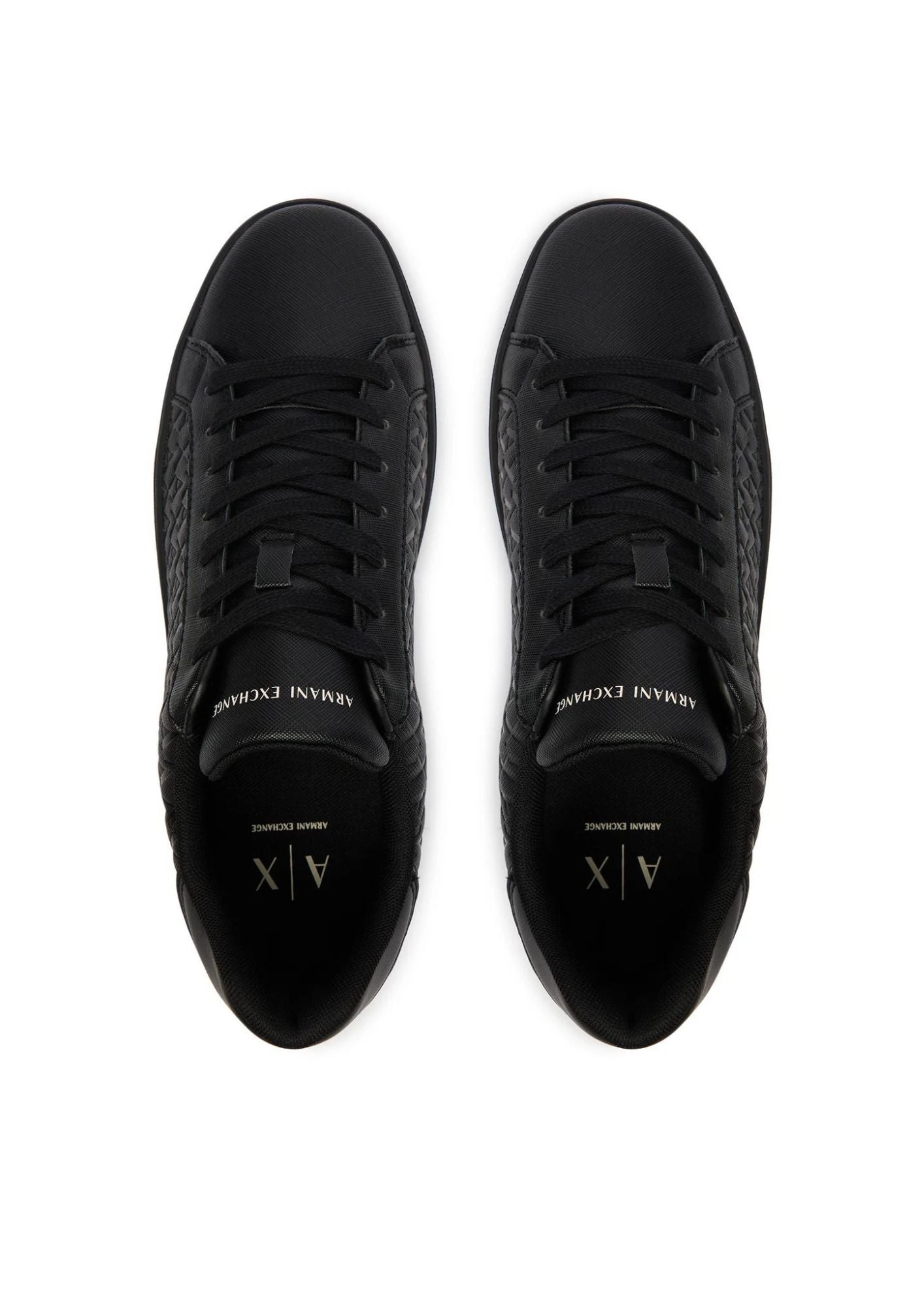 Sneakers London effetto saffiano con suola in gomma Nera XM000140 AF11916 MZ715 ARMANI EXCHANGE 