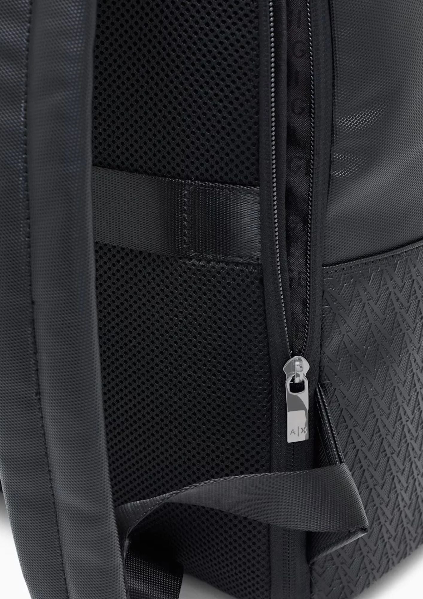 Zaino con banda a contrasto con logo e tasca frontale Nero Acciaio XM003173 AF26691 MC028 ARMANI EXCHANGE 