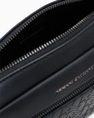 Beauty case effetto pelle con logo in rilievo Nero XM003583 AF26662 UC001 ARMANI EXCHANGE 