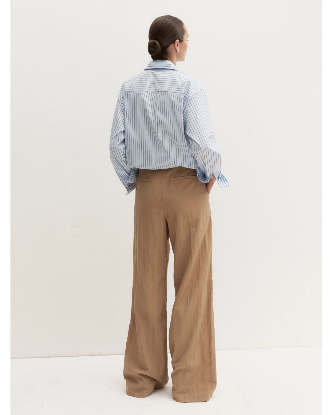 Pantalone wide leg in tessuto crinckle Naturale 2625136024200 001 EMME MARELLA 