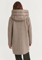 Giubbino in panno soft imbottito con cappuccio Emmbacio Sabbia 2625496102200 002 EMME MARELLA 