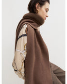 Sciarpa cappuccio con bordo in tessuto furry Marrone 2625746022200 002 EMME MARELLA 