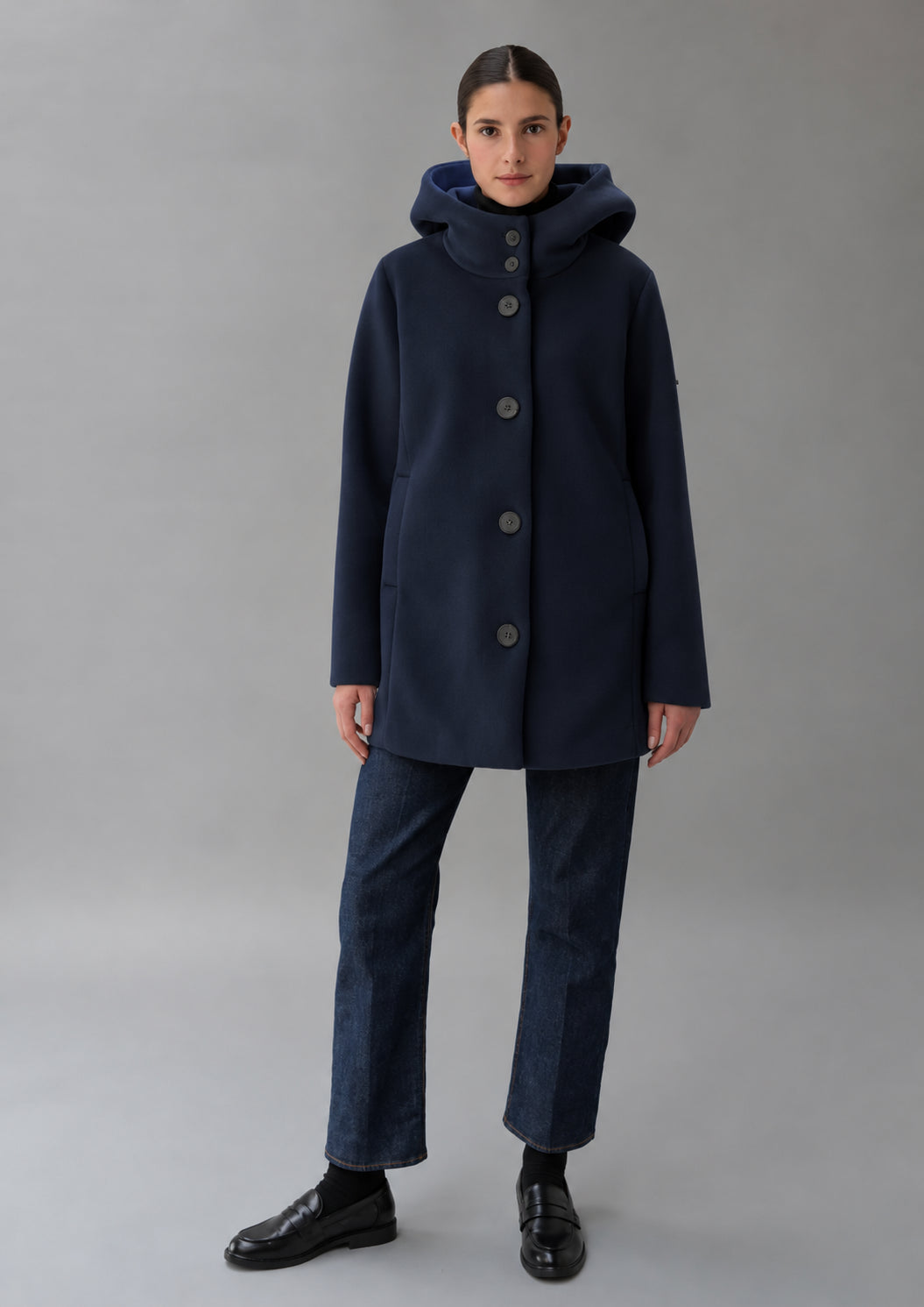 Capospalla realizzato in velluto liscio stretch Amelia 26 Blu Navy RIW570J F0012 888 RIHUNIK 