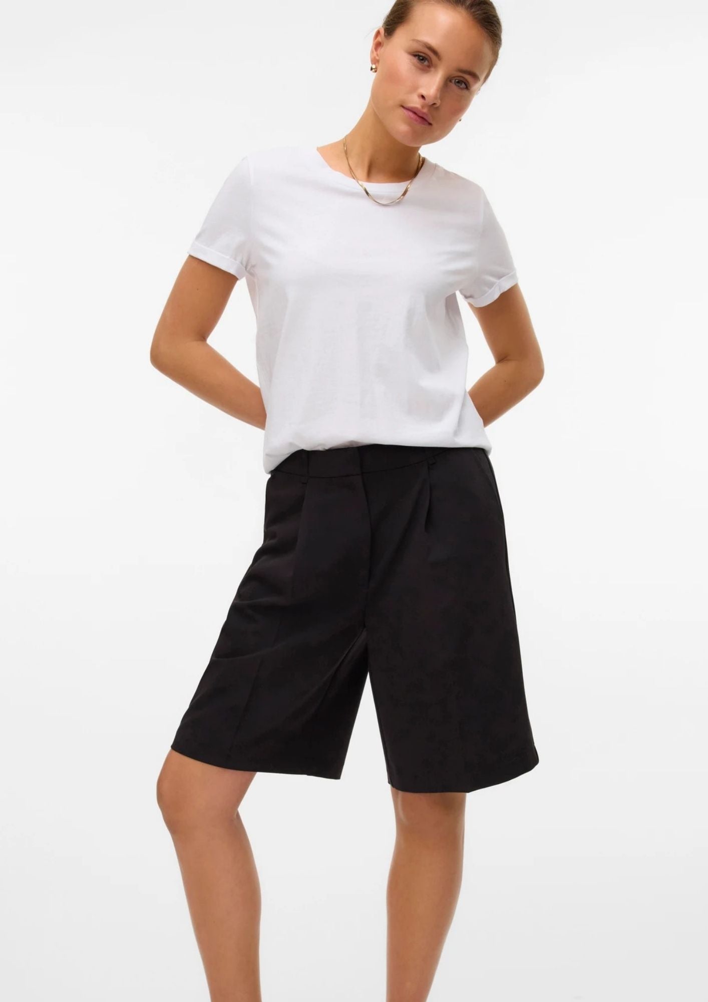 Aware Bermuda Donna Passi Nero 10325303 Black AWARE 