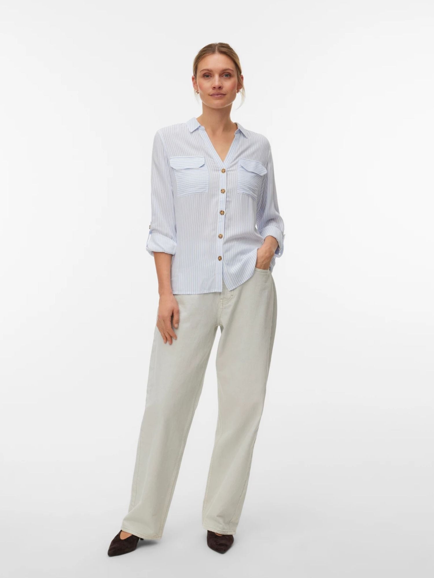 Vero Moda Camicia Donna Brunnera Blue Snow White Vmbumpy 10275283 Brunnera Blue VERO MODA 