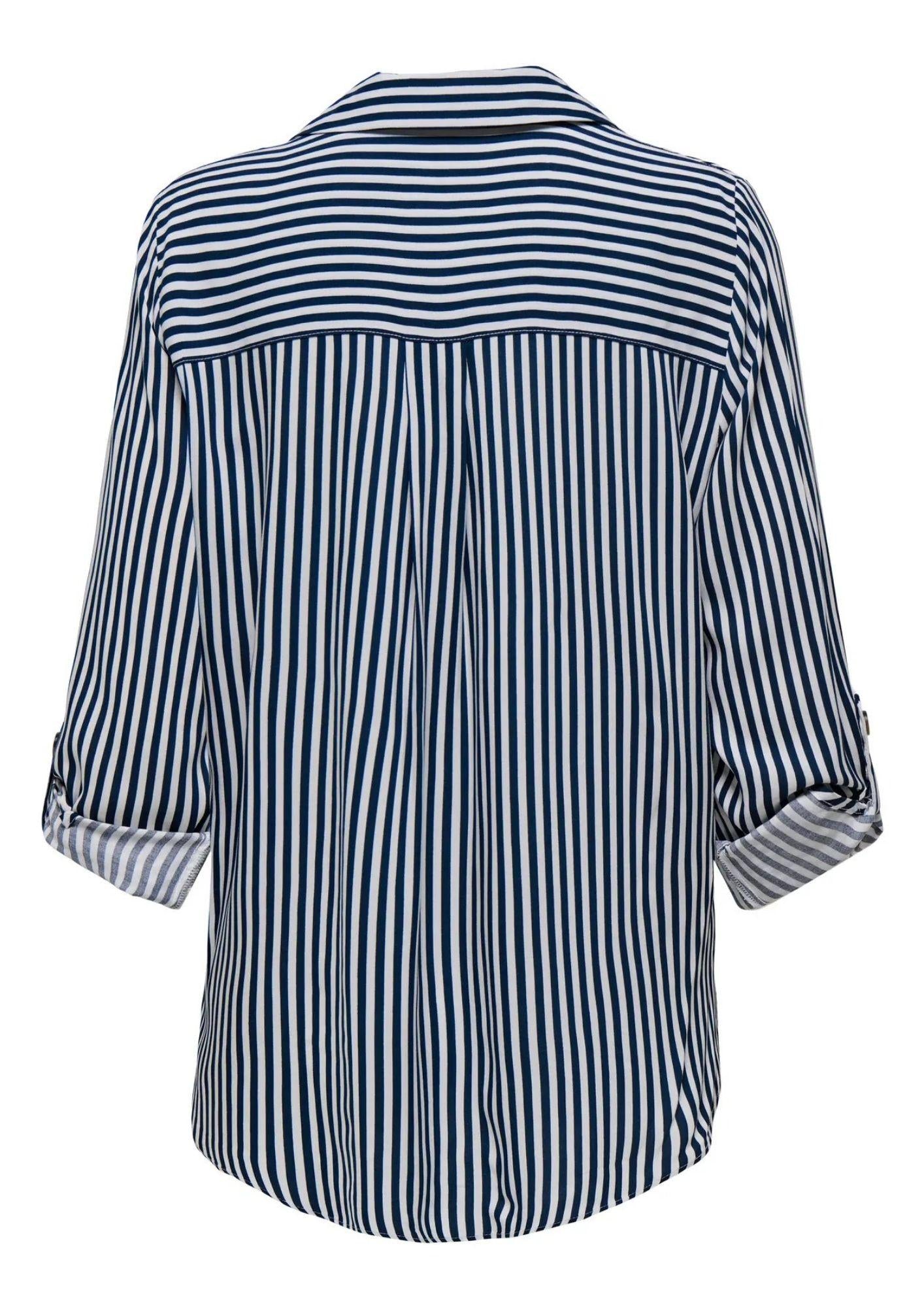  15329311 White SKY CAPTAIN JACQUELINE DE YONG 