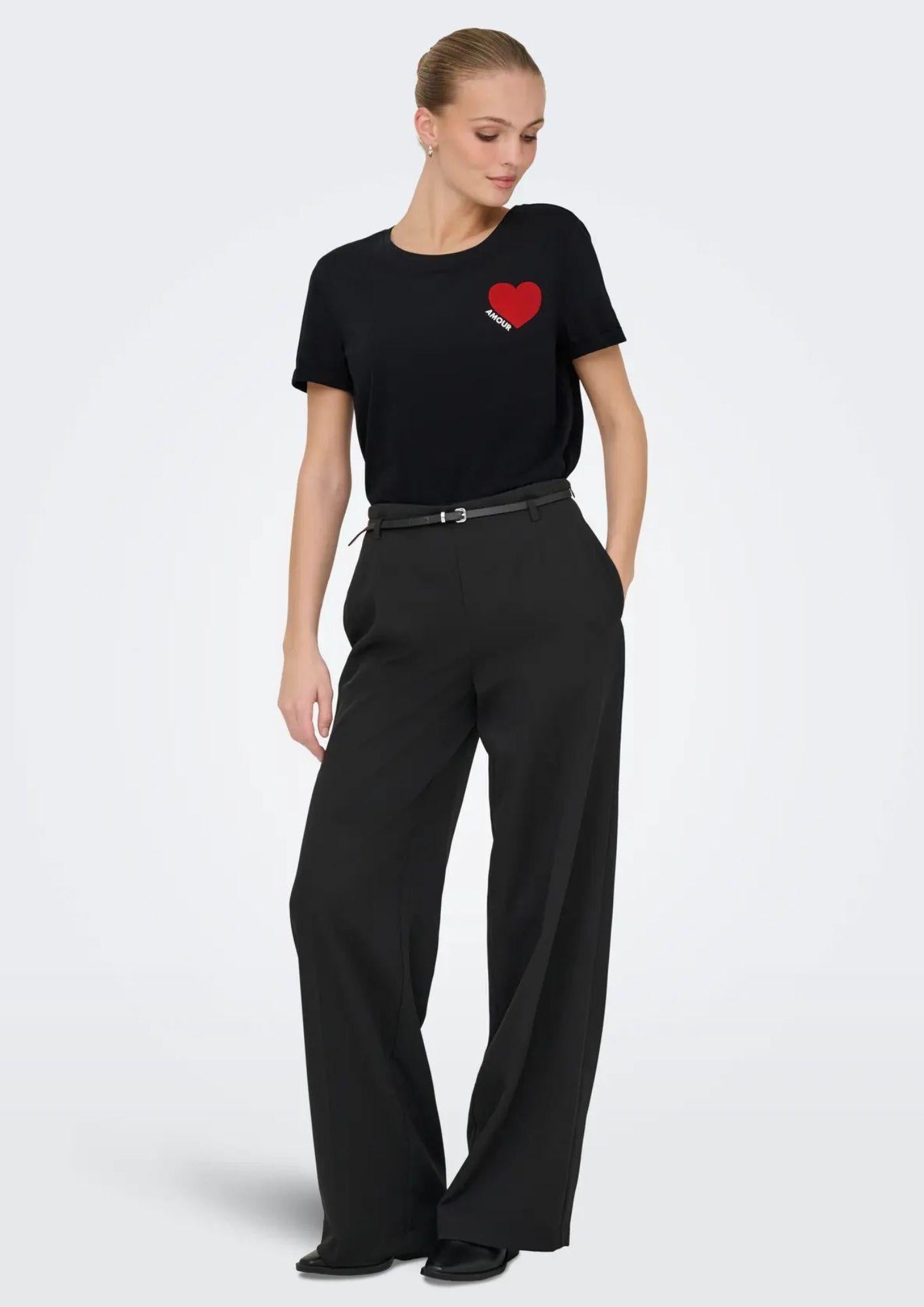  15366452 Black Heart ONLY 