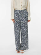 10303759 Birch Navy blazer bonnie VERO MODA 