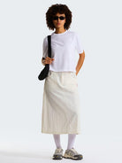 The North Face T-Shirt Donna Bianca Evolution Simple Dome Cropped Relaxed NF0A8FDH FN4 THE NORTH FACE 
