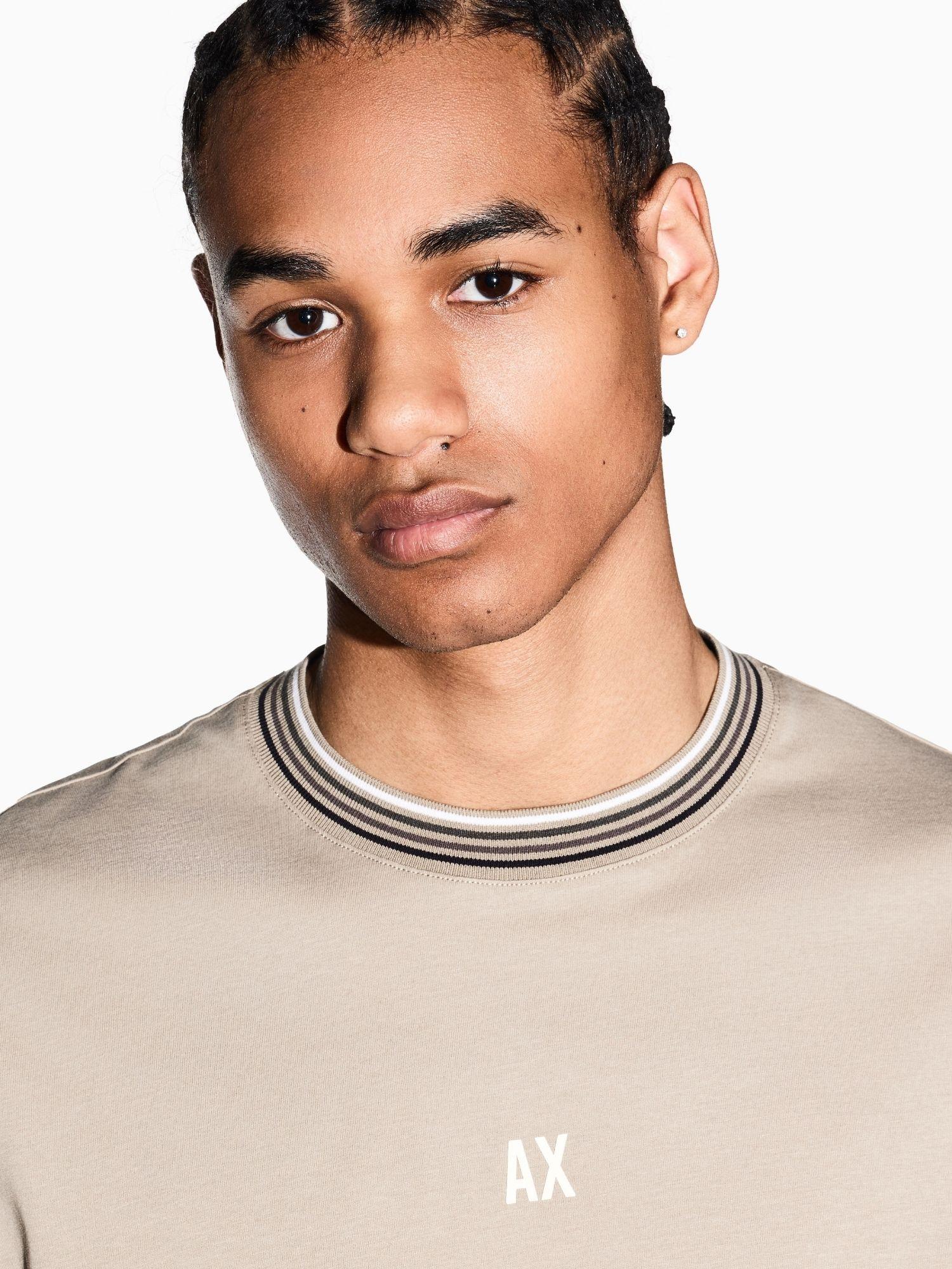 Armani Exchange T-Shirt Uomo Beige Regular Fit in Jersey di Cotone Classico XM002451 AF10356 U6229 ARMANI EXCHANGE 