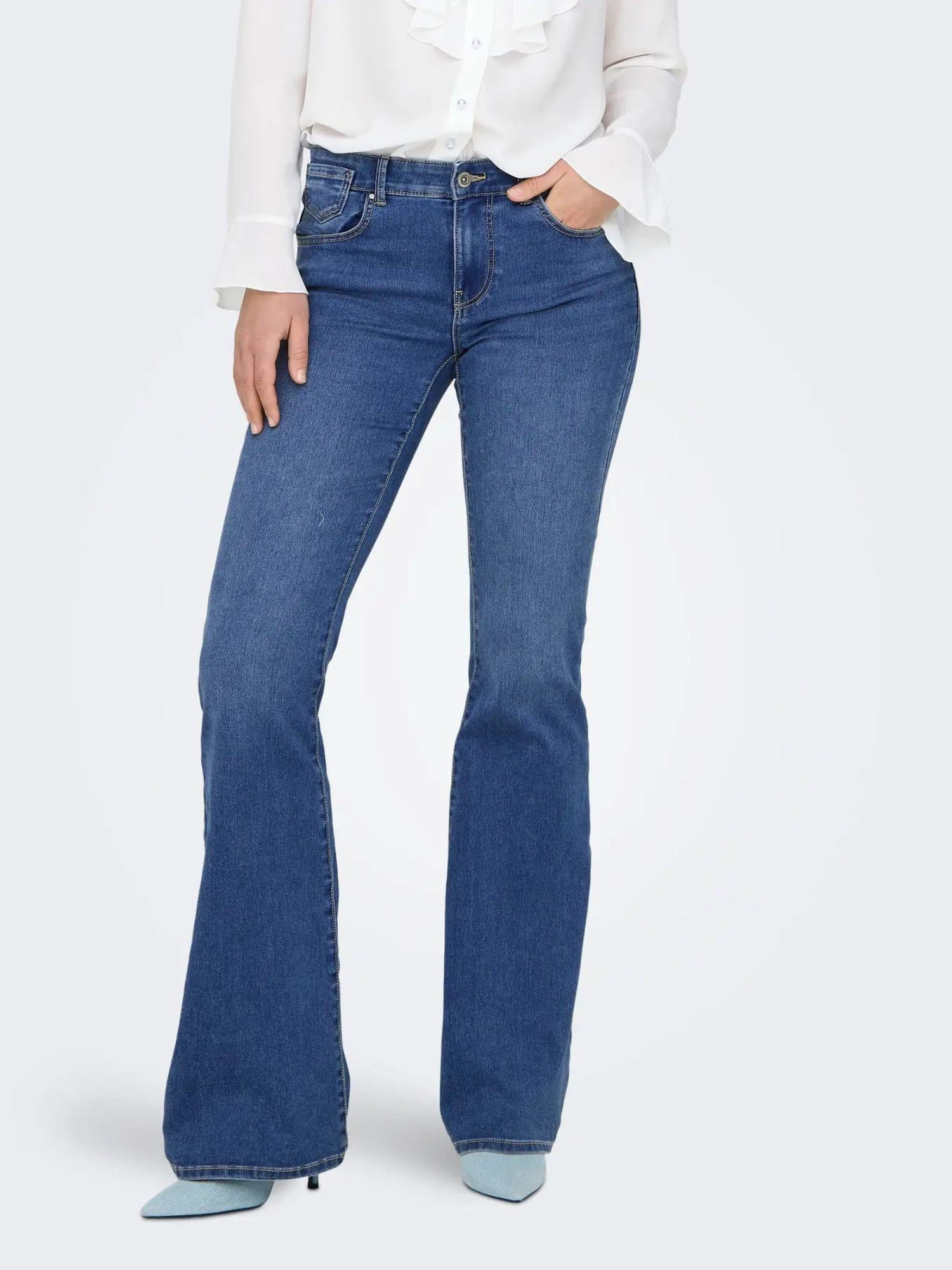 Only ONLREESE Jeans Flared Fit Donna Light Medium Blue Denim 15309845 Light Medium Blue Denim ONLY 