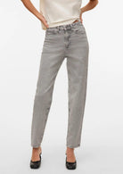 Vero Moda Jeans Donna Tessa A Vita Alta Mom Fit Grigio Chiaro Denim 10308860 Light Grey Denim VERO MODA 