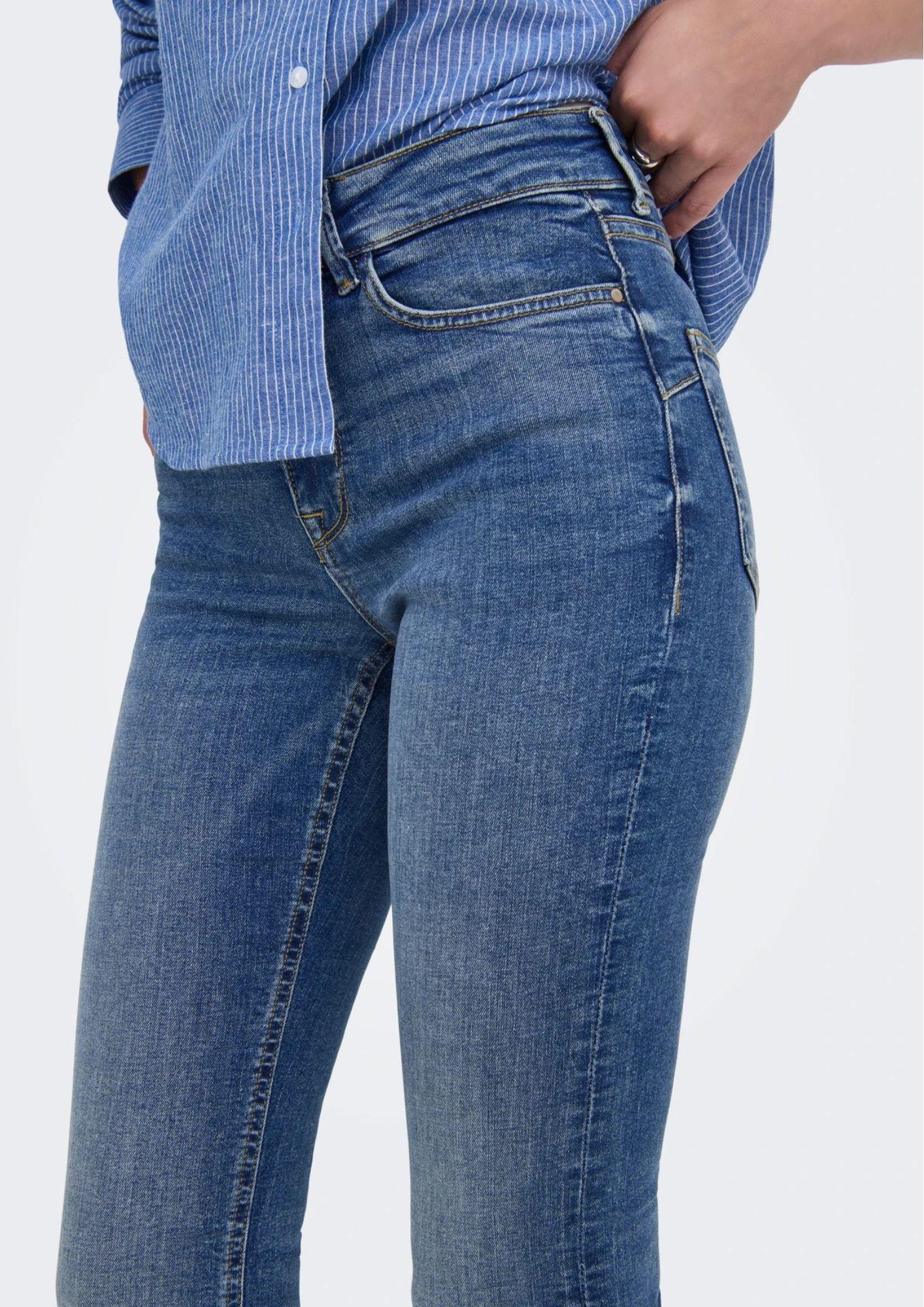Jacqueline De Yong Jeans Donna Fina Denim Blu Medio 15354218 Medium Blue Denim JACQUELINE DE YONG 