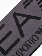 EA7 Emporio Armani Sciarpa Visibility con maxi logo EA7 Grigio 7X000007 AF11994 M8151 EA7 EMPORIO ARMANI 