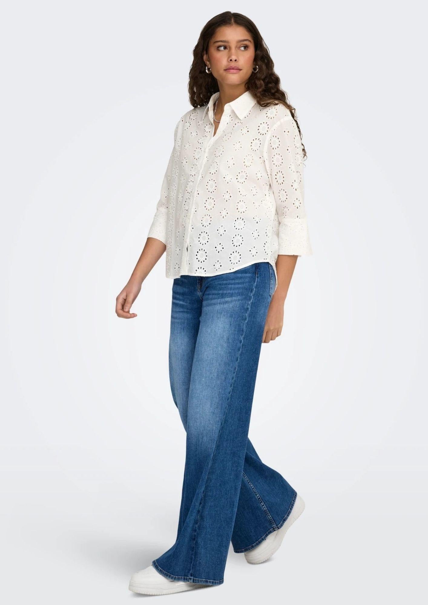  15292179 Cloud Dancer JACQUELINE DE YONG 