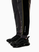 EA7 Emporio Armani Pantaloni jogger Athletic Colour Block in nylon e misto viscosa Uomo Asfalto 7M000939 AF17003 U8117 EA7 EMPORIO ARMANI 